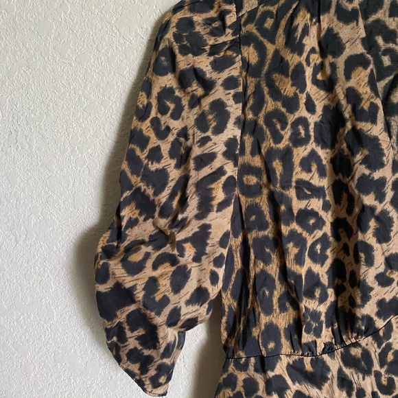 ASO TV Eve Wearing AllSaints Kota Leppo Leopard Print Old Money Mini Dress Sz XS - Picture 5 of 15
